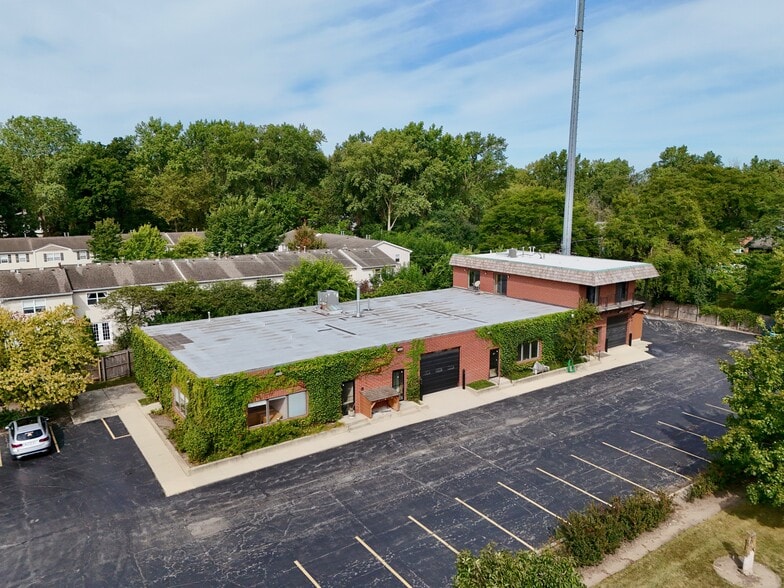100 N Skokie Hwy, Lake Bluff, IL for lease - Building Photo - Image 1 of 6