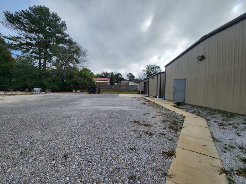 5220 University Blvd E, Tuscaloosa, AL for lease - Building Photo - Image 2 of 21