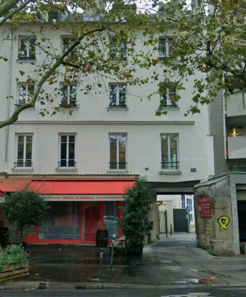 230 Rue Du Faubourg Saint-Antoine, Paris for lease - Building Photo - Image 2 of 11