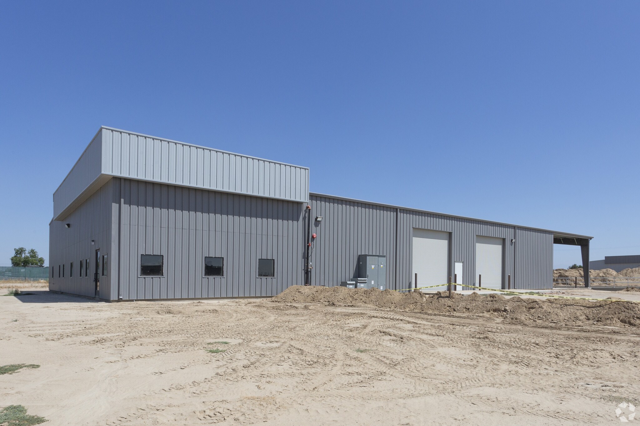 4370 E Absolut, Fresno, CA for sale Primary Photo- Image 1 of 1