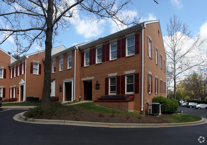 18500-18540 Office Park Dr, Gaithersburg, MD for sale - Building Photo - Image 2 of 20