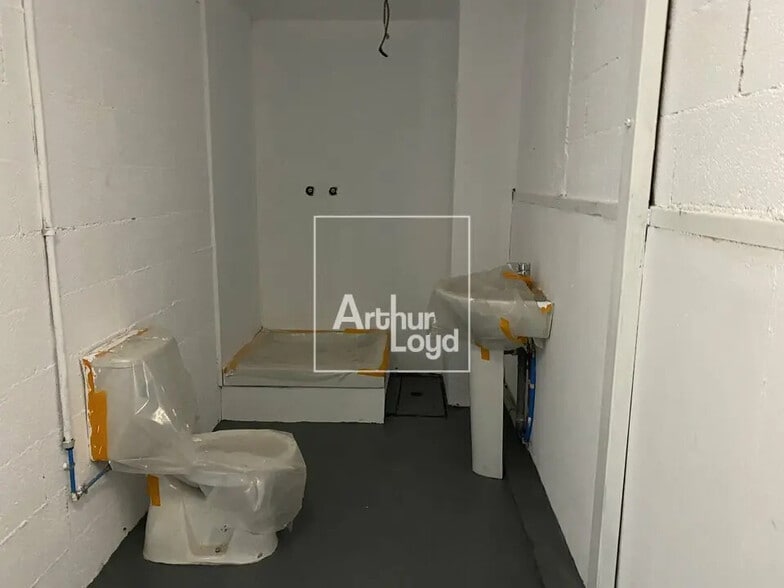 Flex in Montereau-Fault-Yonne for lease - Building Photo - Image 3 of 7