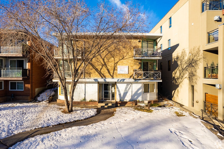 1735 13th St SW, Calgary, AB for sale - Primary Photo - Image 1 of 1