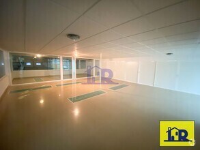 Office in Cuenca, Cuenca for lease Interior Photo- Image 1 of 5