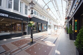 1-24 Old Christchurch Rd, Bournemouth for lease Building Photo- Image 2 of 5