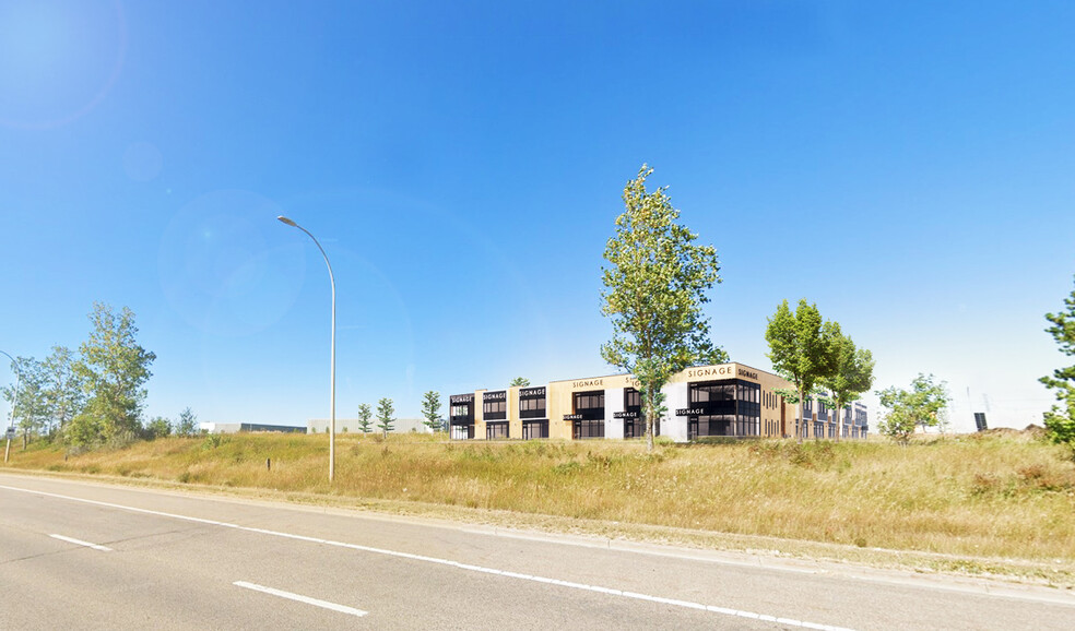 2943 51 Av NW, Edmonton, AB for sale - Building Photo - Image 2 of 14