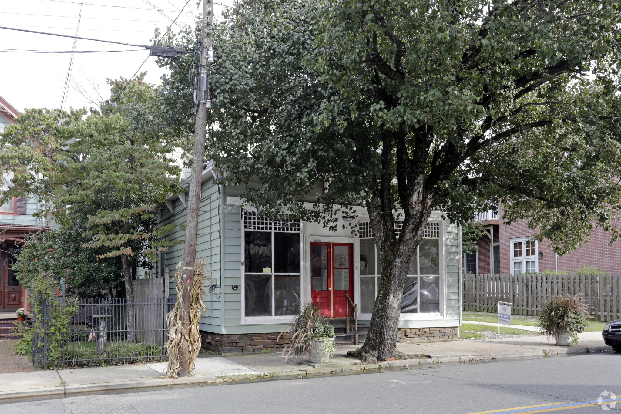 136 Main St, Flemington, NJ for sale Primary Photo- Image 1 of 1