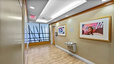 6301 Mountain Vista St, Henderson, NV for lease Interior Photo- Image 1 of 10