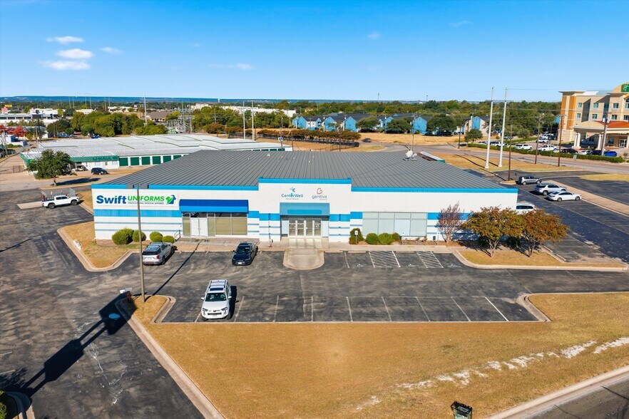 2626 S 37th St, Temple, TX for lease - Building Photo - Image 2 of 10