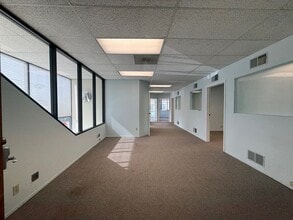 2337-2345 Irving St, San Francisco, CA for lease Interior Photo- Image 1 of 7