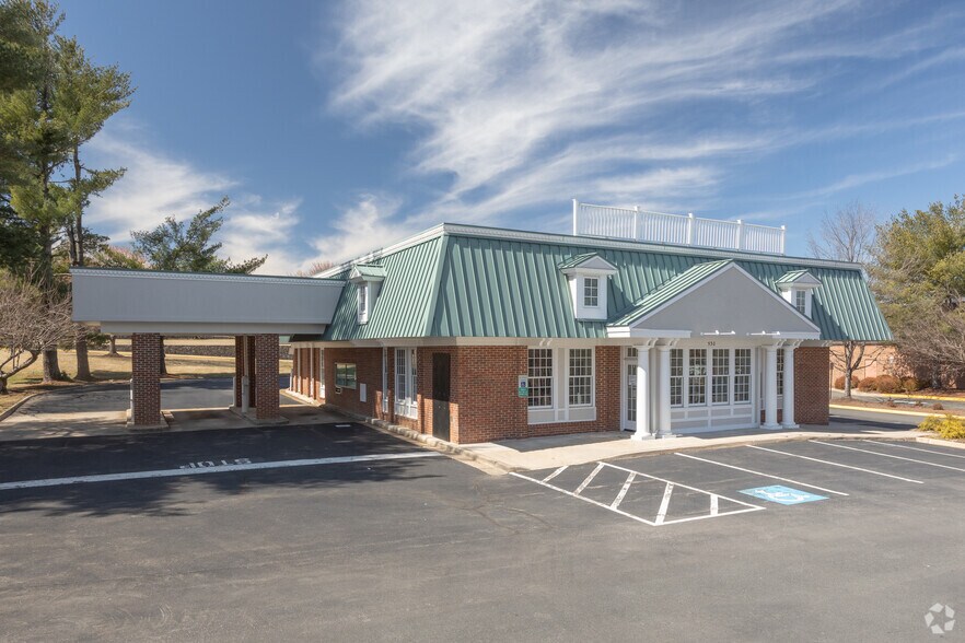 530 Blackwell Rd, Warrenton, VA 20186