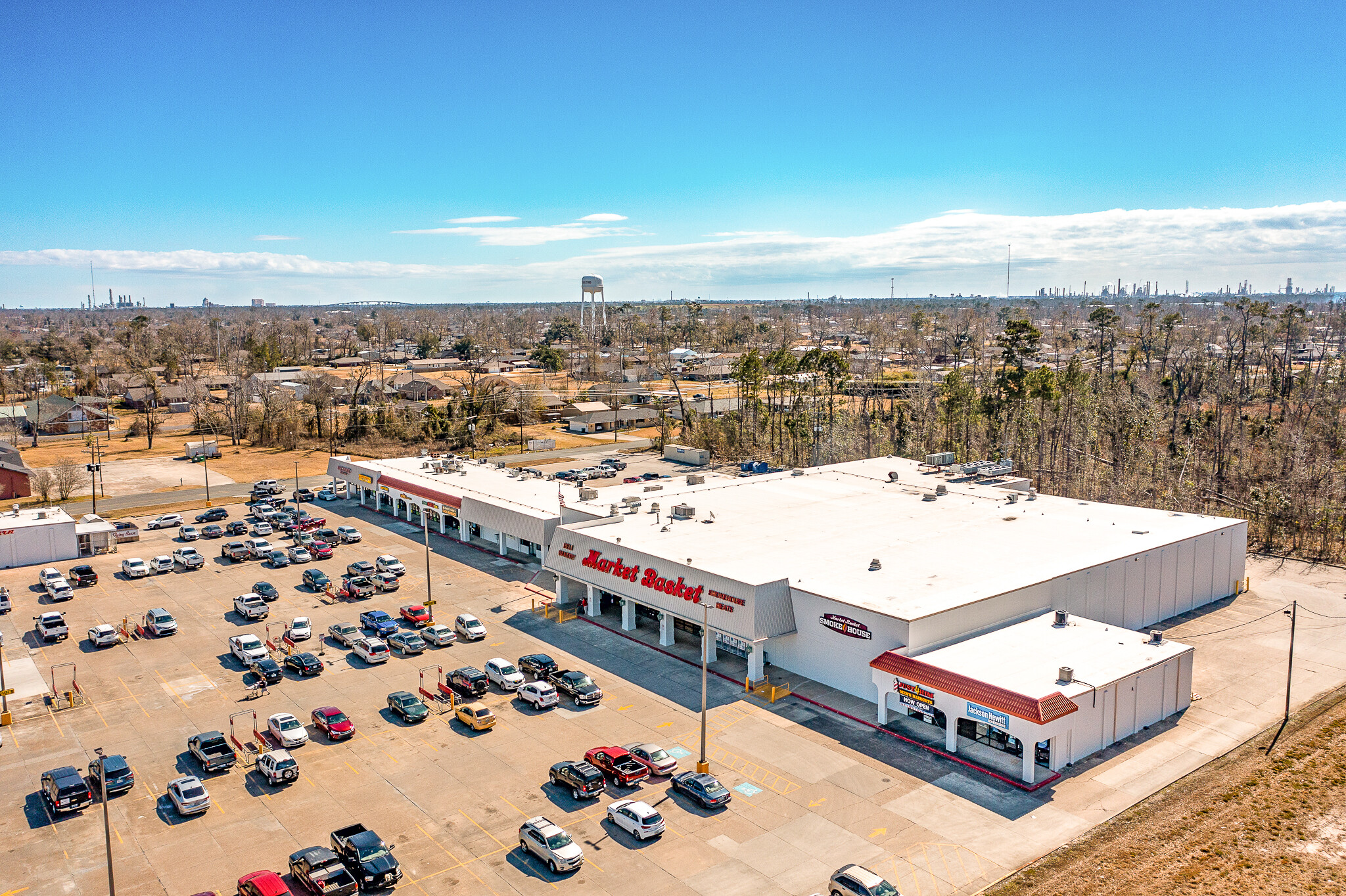 2231 Maplewood Dr, Sulphur, LA for lease Building Photo- Image 1 of 6