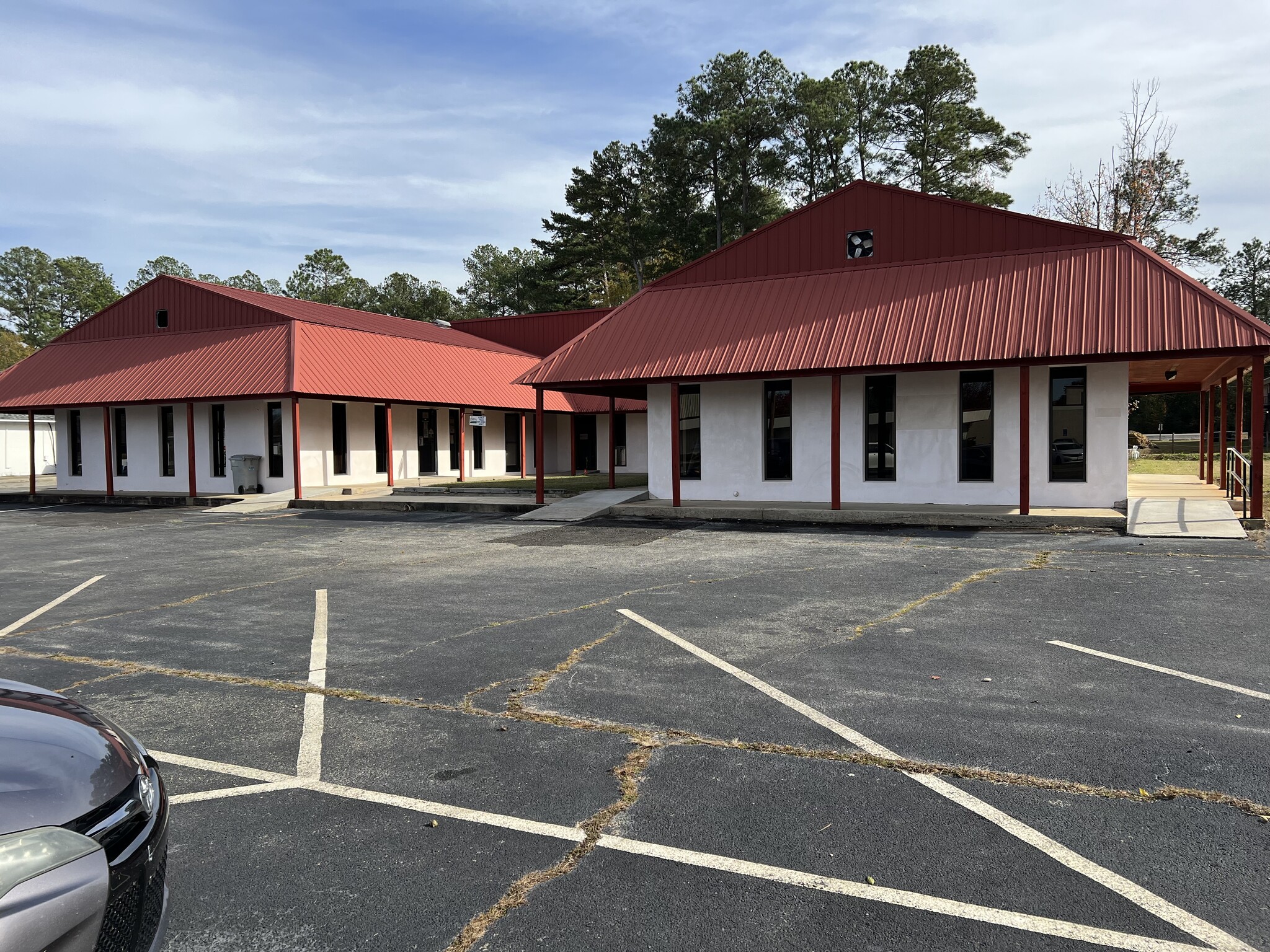 401 Peacock Street, Cochran, GA for sale Building Photo- Image 1 of 16