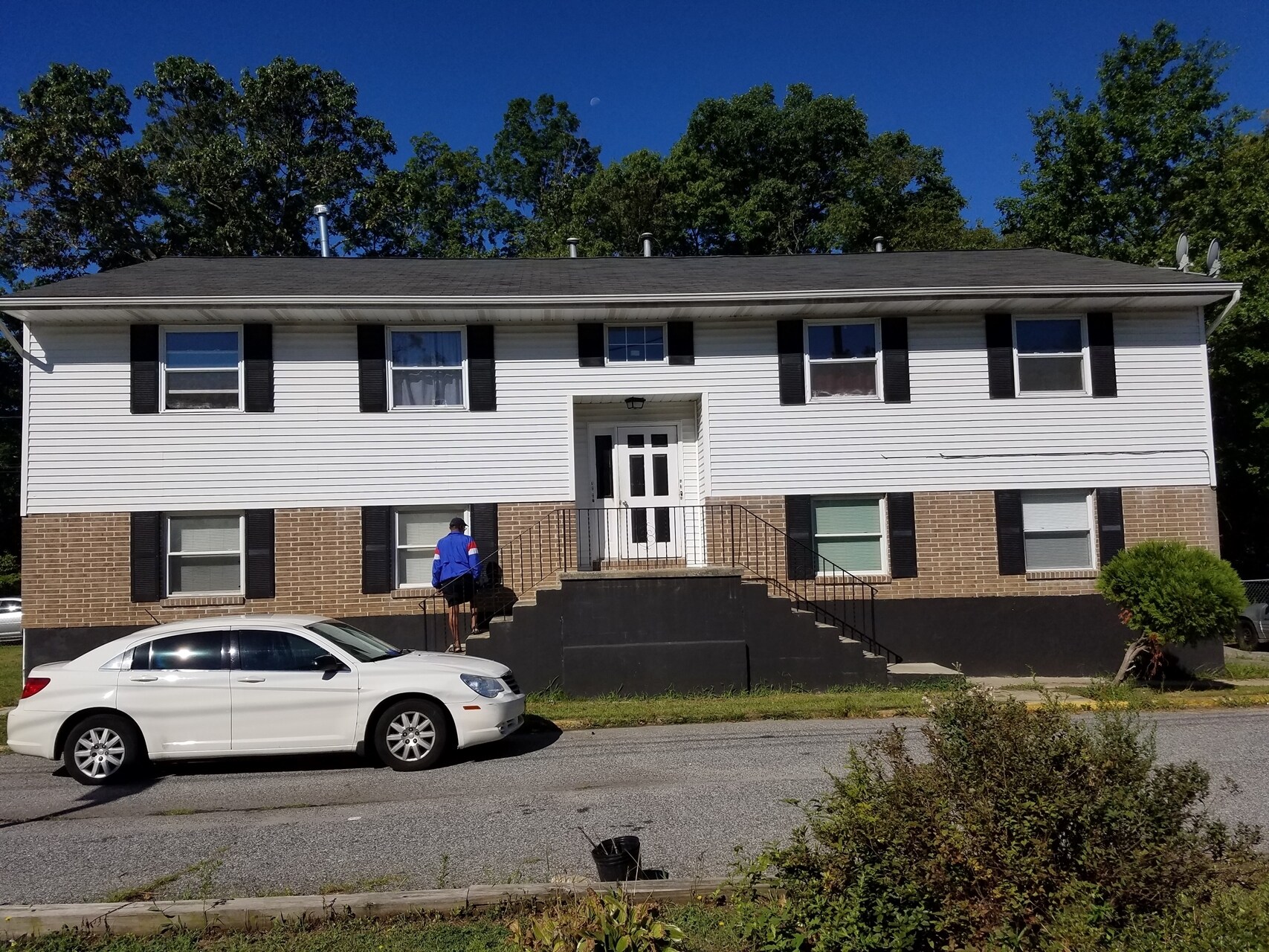 123-125 Earl Ave, Glassboro, NJ for sale Primary Photo- Image 1 of 1