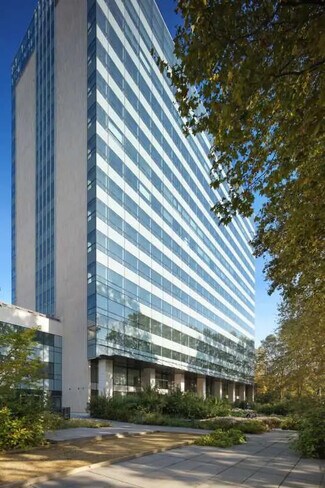 More details for 25 Quai Du Président Paul Doumer, Courbevoie - Office for Lease