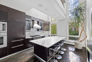 More details for 262 W 25th St, New York, NY - Multifamily for Sale