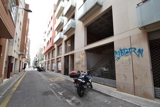 Retail in Vilanova i la Geltrú, Barcelona for lease Building Photo- Image 1 of 3
