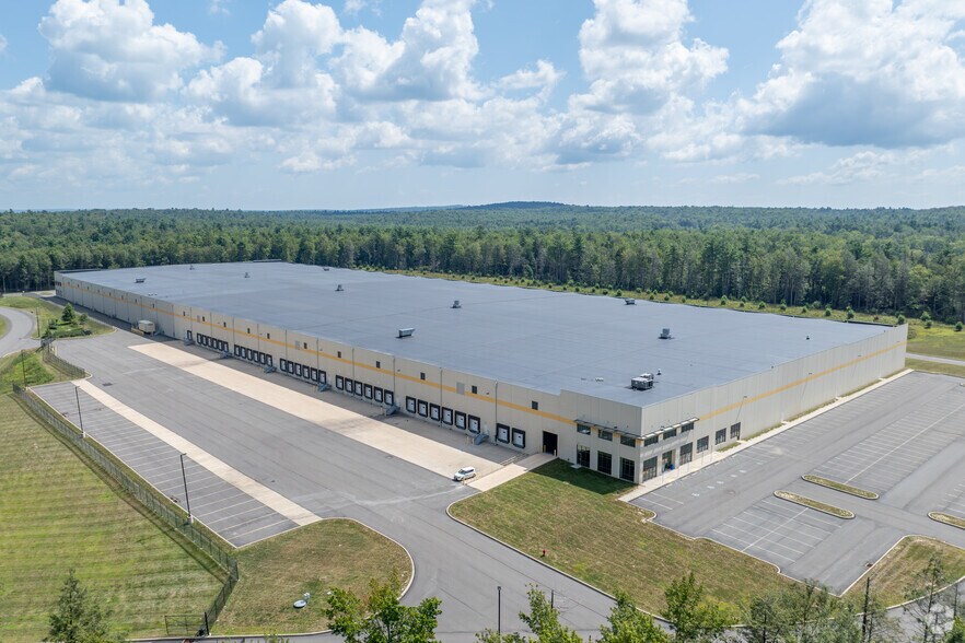 198 Commercial Blvd, Blakeslee, PA for lease - Building Photo - Image 3 of 22