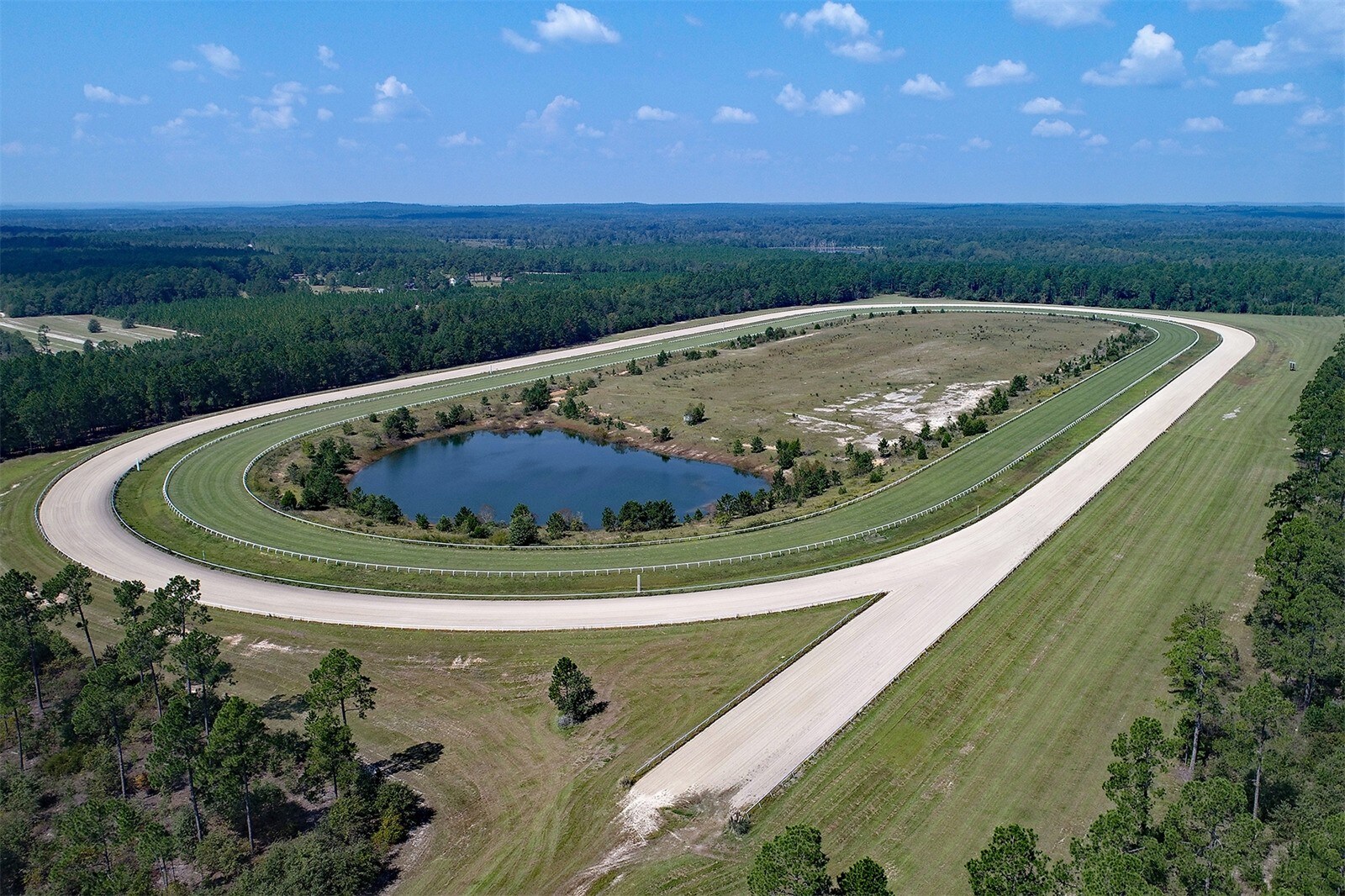 1140 Stretch Dr, Camden, SC for sale Primary Photo- Image 1 of 1