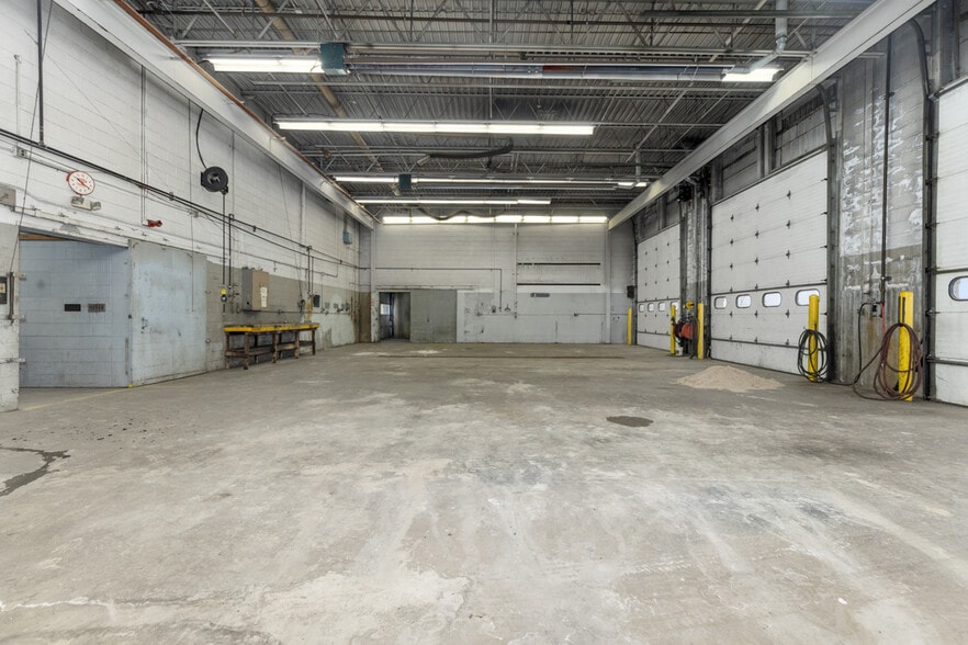 931 Interchange Dr, Holland, MI for lease - Primary Photo - Image 2 of 5