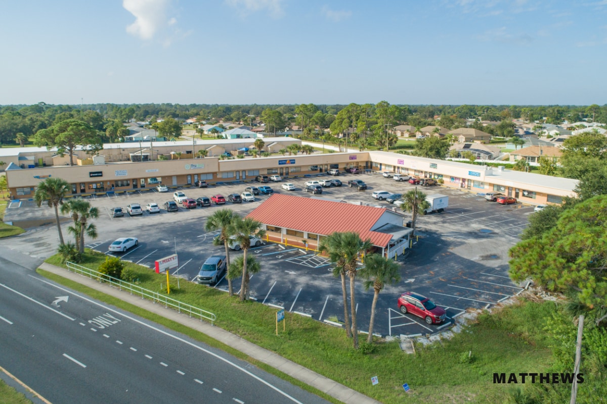 2102 S Ridgewood Ave, Edgewater, FL for sale Building Photo- Image 1 of 6