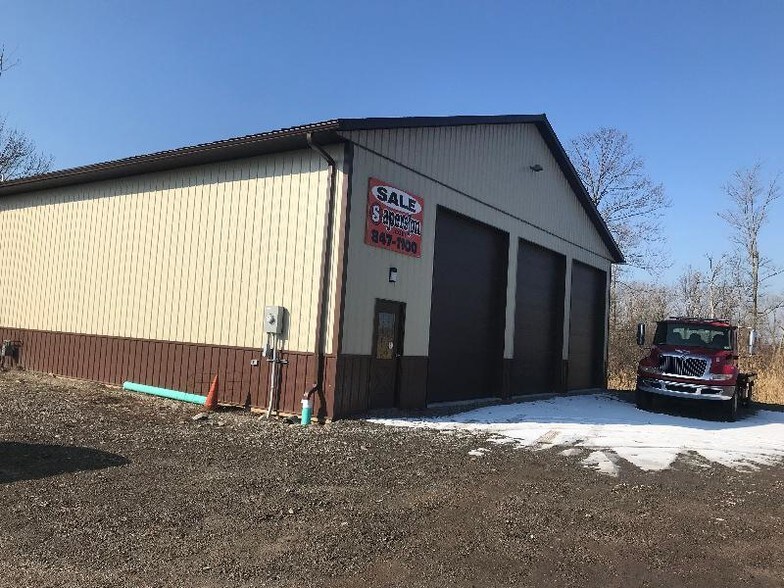 1098 Four Rod Rd, Alden, NY 14004