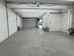 4613 27th St, Long Island City, NY for lease Building Photo- Image 2 of 7