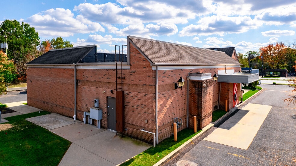 108 Marlton Pike E, Cherry Hill, NJ for sale - Building Photo - Image 2 of 12