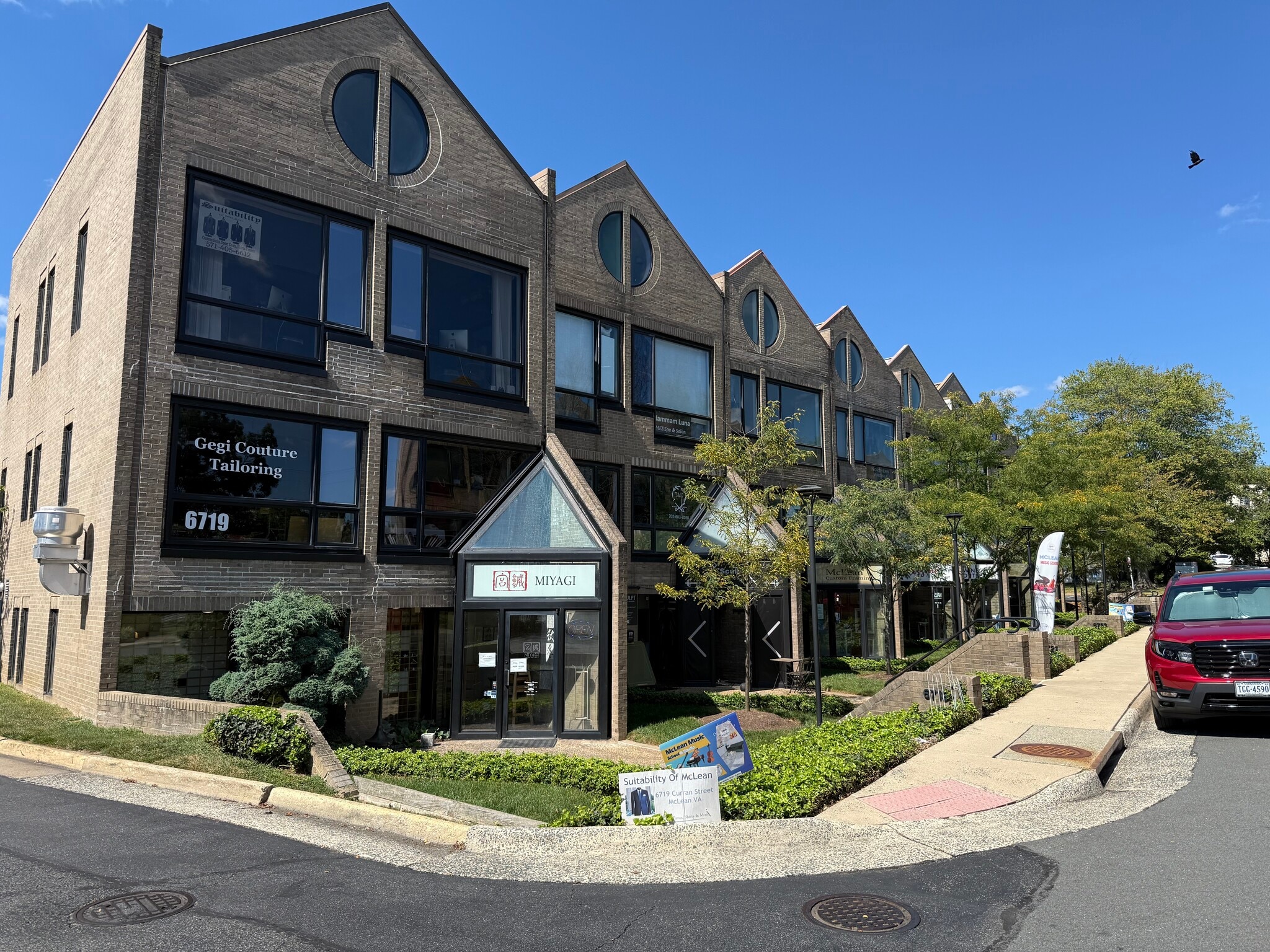 6721 Curran St, McLean, VA for lease Building Photo- Image 1 of 9