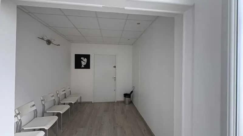 Office in Olivet for sale - Interior Photo - Image 2 of 12