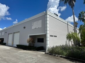 10855 NW 29th St, Doral, FL for lease Interior Photo- Image 1 of 12