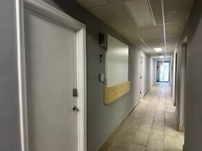 70 King St E, Hamilton, ON for lease Building Photo- Image 2 of 32