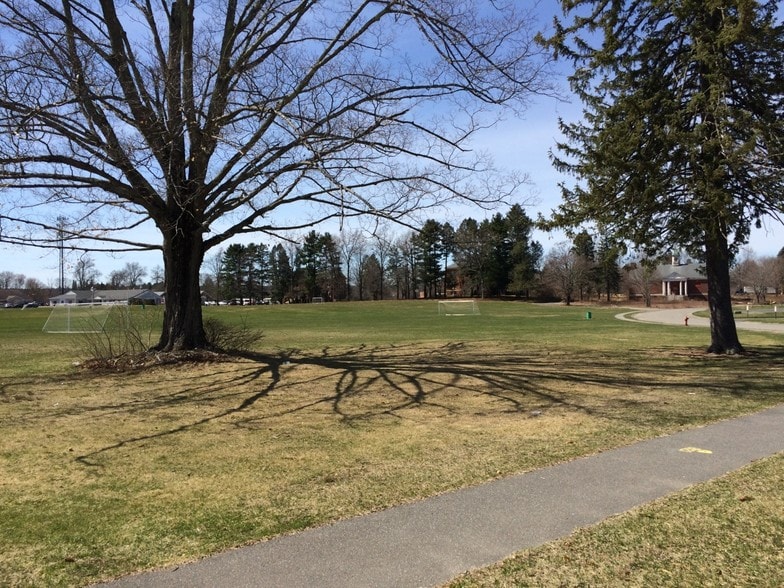 30 State St, Belchertown, MA for sale - Primary Photo - Image 1 of 1