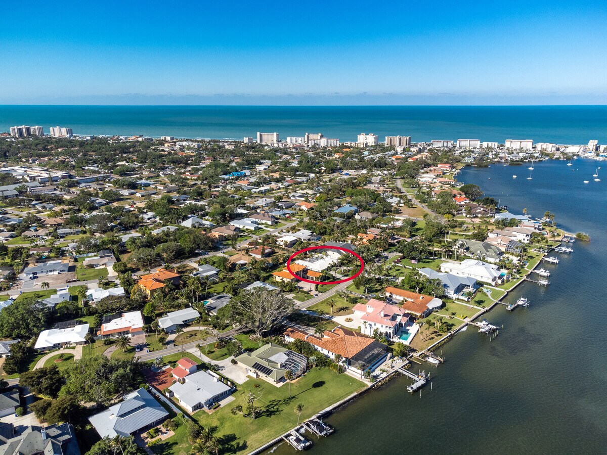 441 Bayshore Dr, Venice, FL 34285