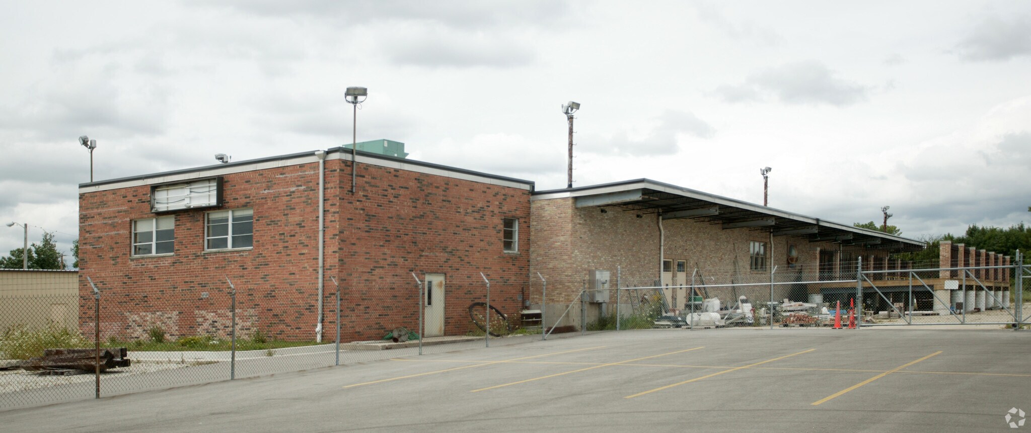 5917 S Howell Ave, Milwaukee, WI for lease Building Photo- Image 1 of 5