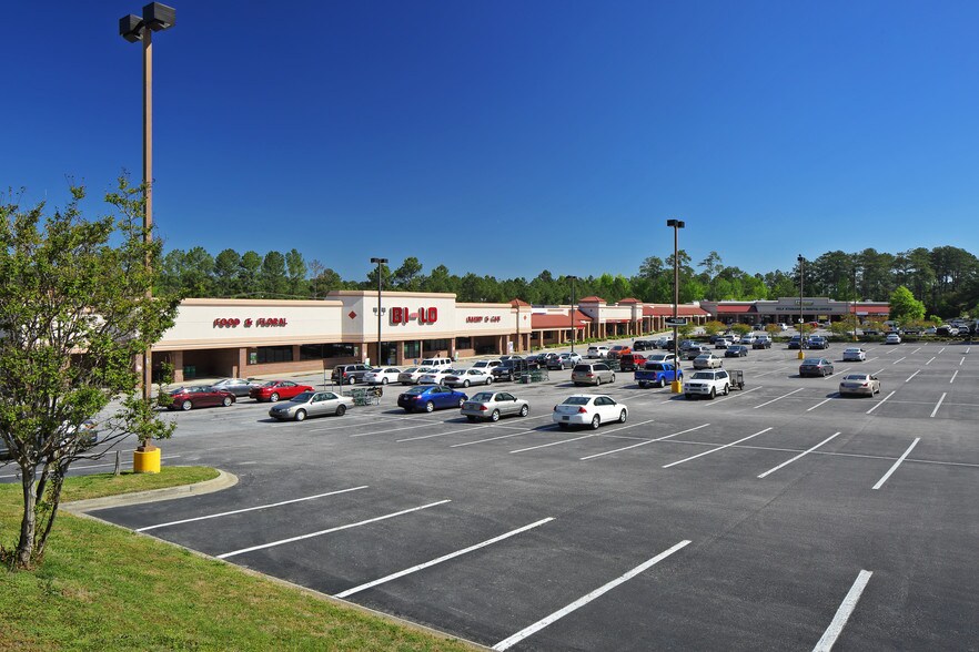 9003 Two Notch Rd, Columbia, SC, 29223 Retail Space For Lease