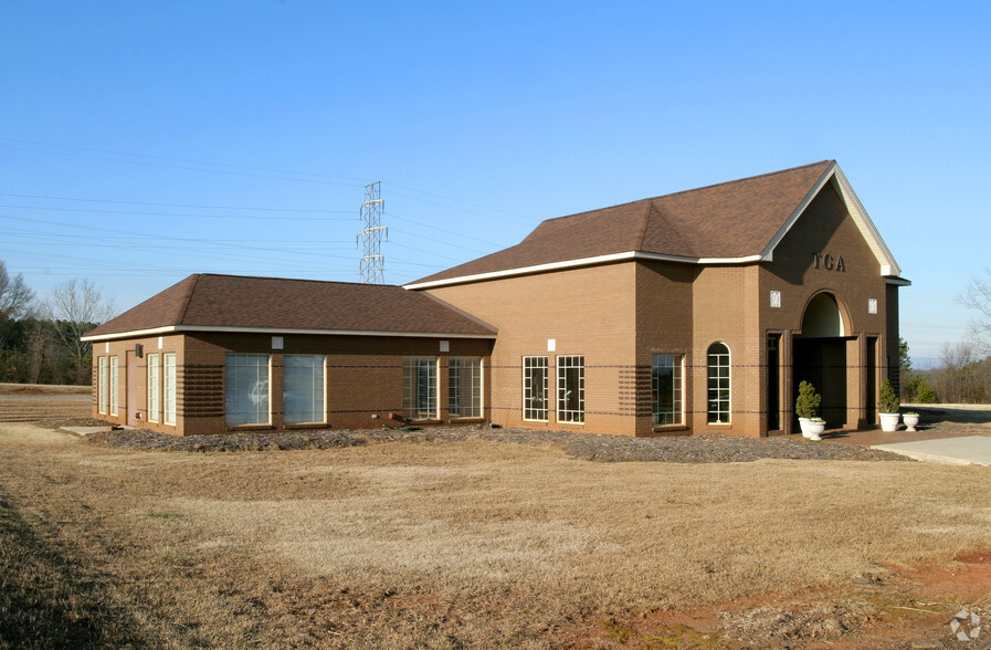 13891 Asheville Hwy, Inman, SC for sale - Building Photo - Image 1 of 1