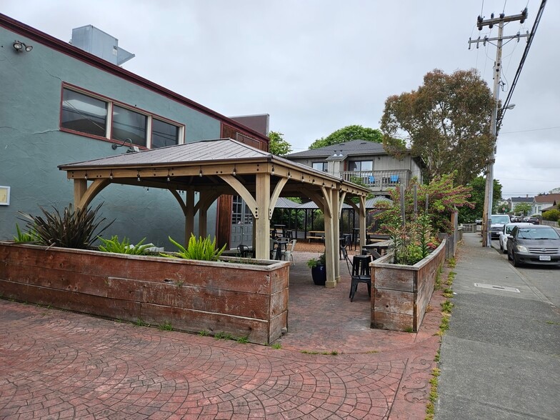 815 J St, Arcata, CA for sale - Primary Photo - Image 1 of 5