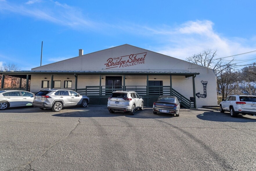 915 Bridge St, Winston-Salem, NC for lease - Building Photo - Image 2 of 24