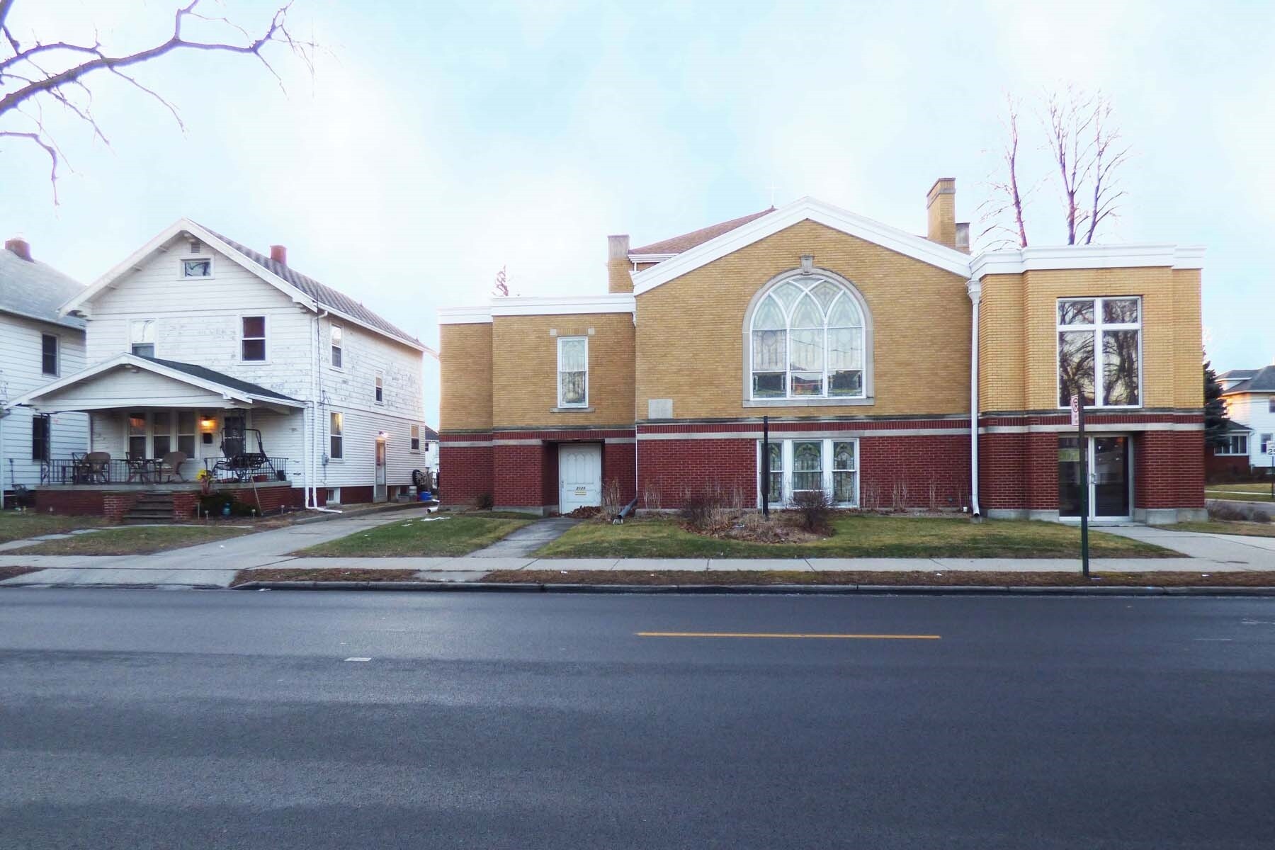 2025 Airport Hwy, Toledo, OH for sale Primary Photo- Image 1 of 1