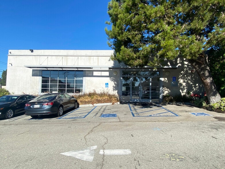 100 E Graham Pl, Burbank, CA for lease - Building Photo - Image 1 of 6