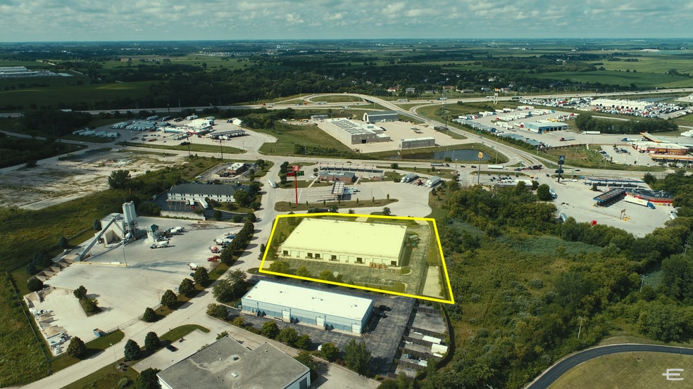 130 Arrowhead Dr, Hampshire, IL for lease - Building Photo - Image 3 of 6