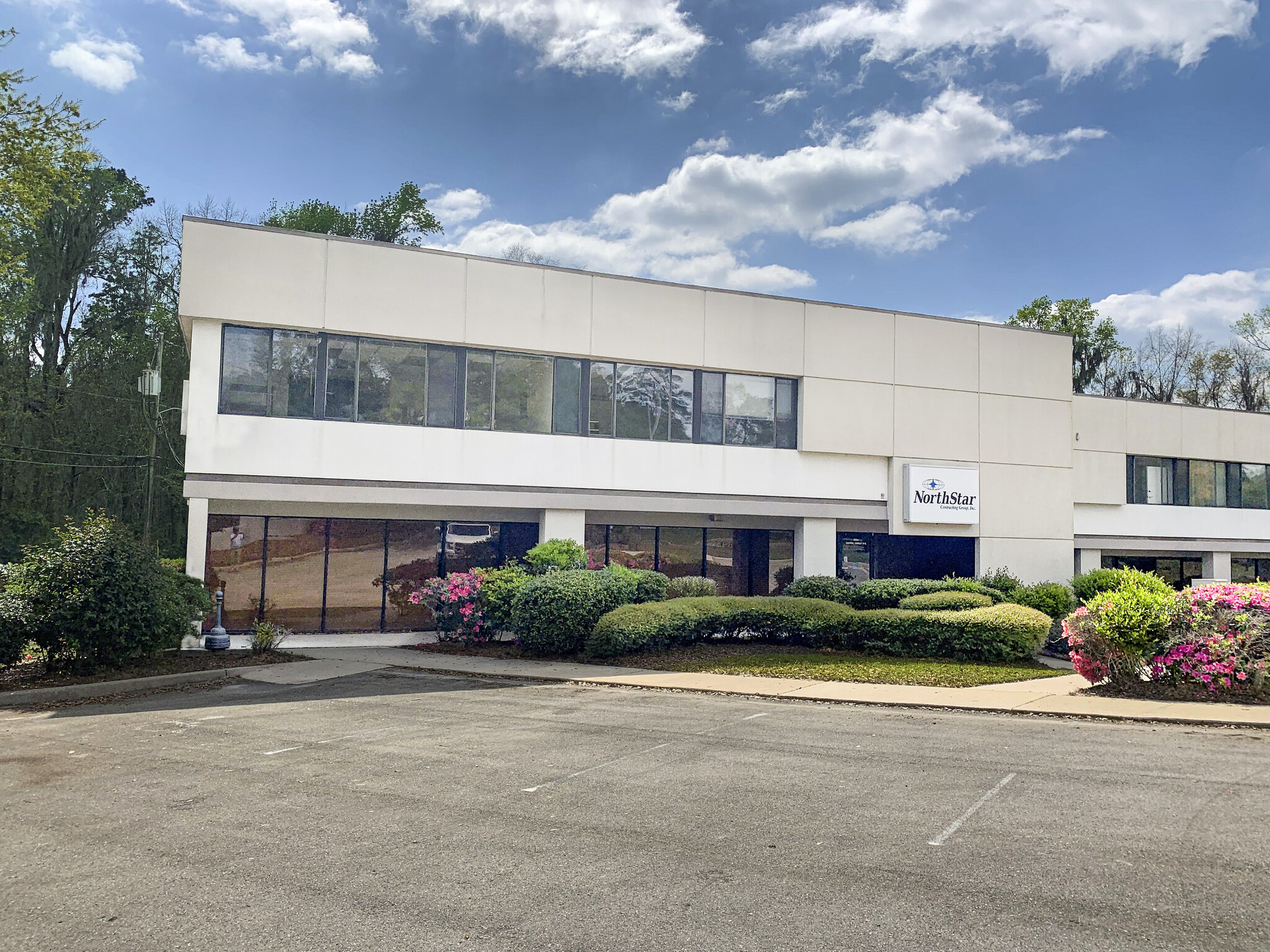 508 Capital Cir SE, Tallahassee, FL for lease Building Photo- Image 1 of 8