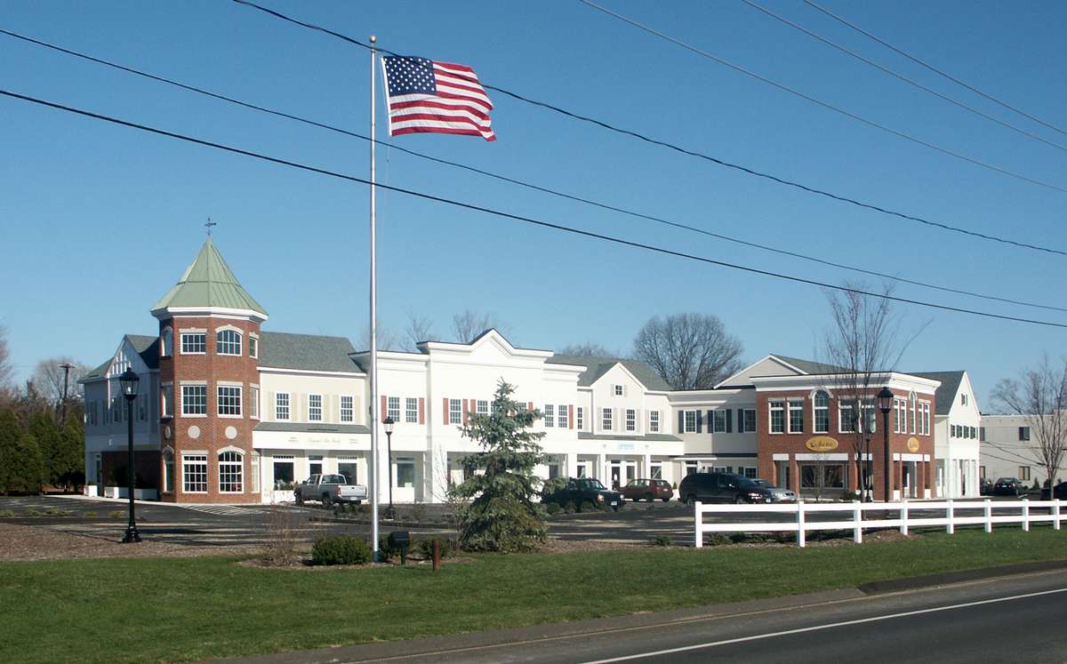 1347 Boston Post Rd, Madison, CT for sale Primary Photo- Image 1 of 1