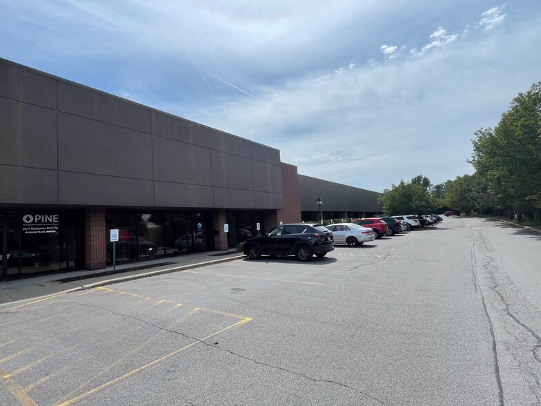 1057 E Henrietta Rd, Brighton, NY for lease - Building Photo - Image 3 of 16