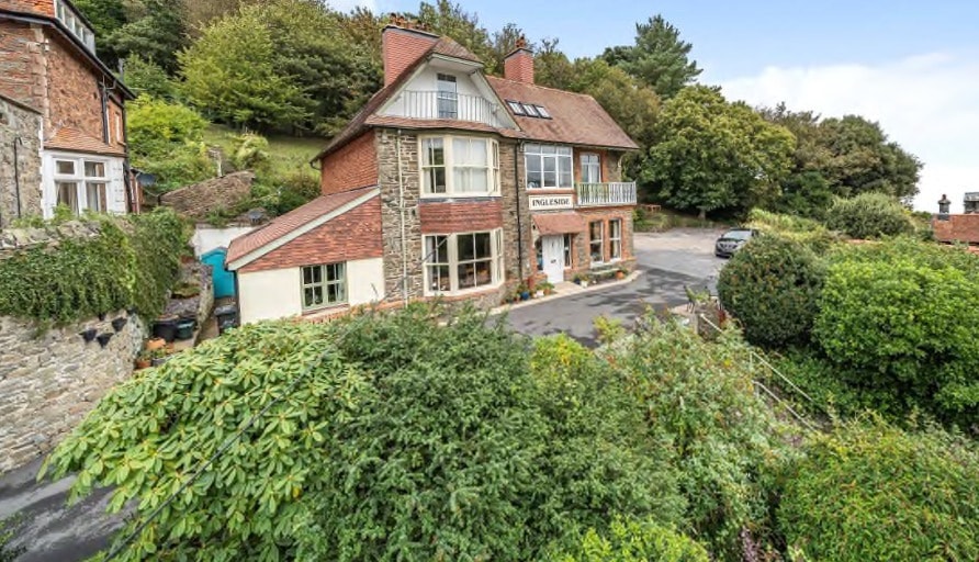 Lee Rd, Lynton for sale - Primary Photo - Image 1 of 19