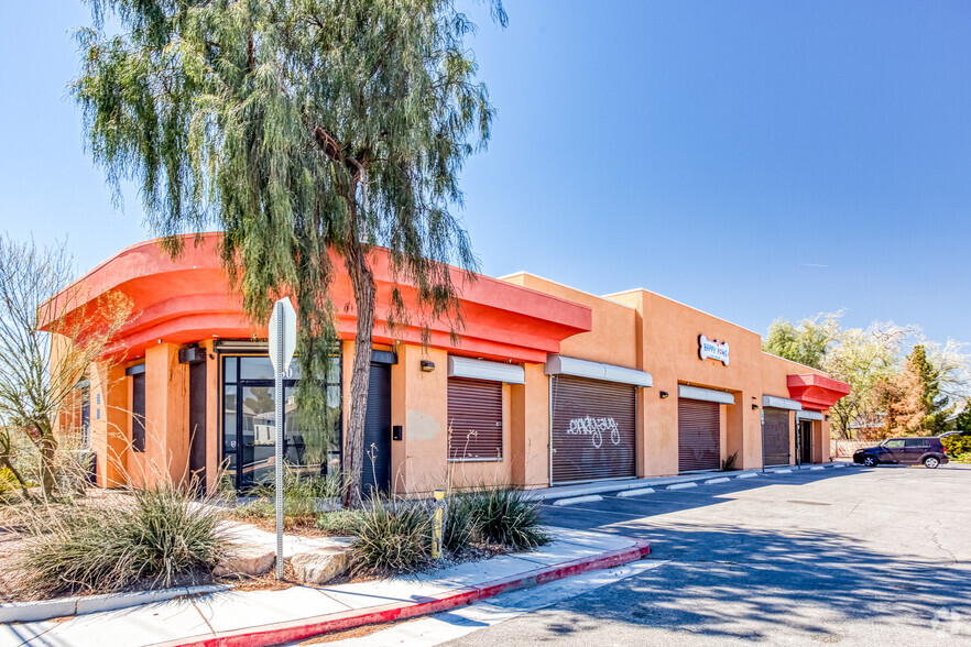 2301 N Decatur Blvd, Las Vegas, NV for sale - Building Photo - Image 1 of 1