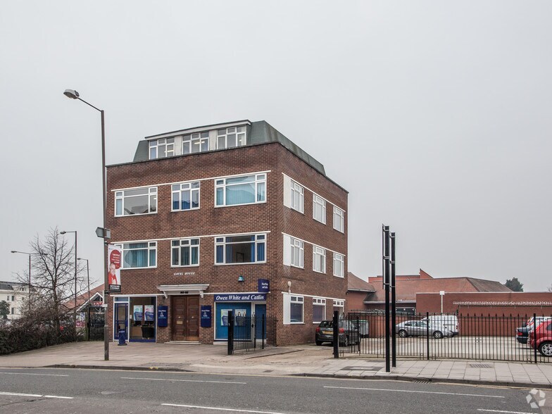 90-92 High St, Feltham for sale - Building Photo - Image 3 of 4