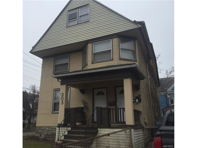 203 Auburn Ave, Buffalo, NY for sale - Building Photo - Image 1 of 1