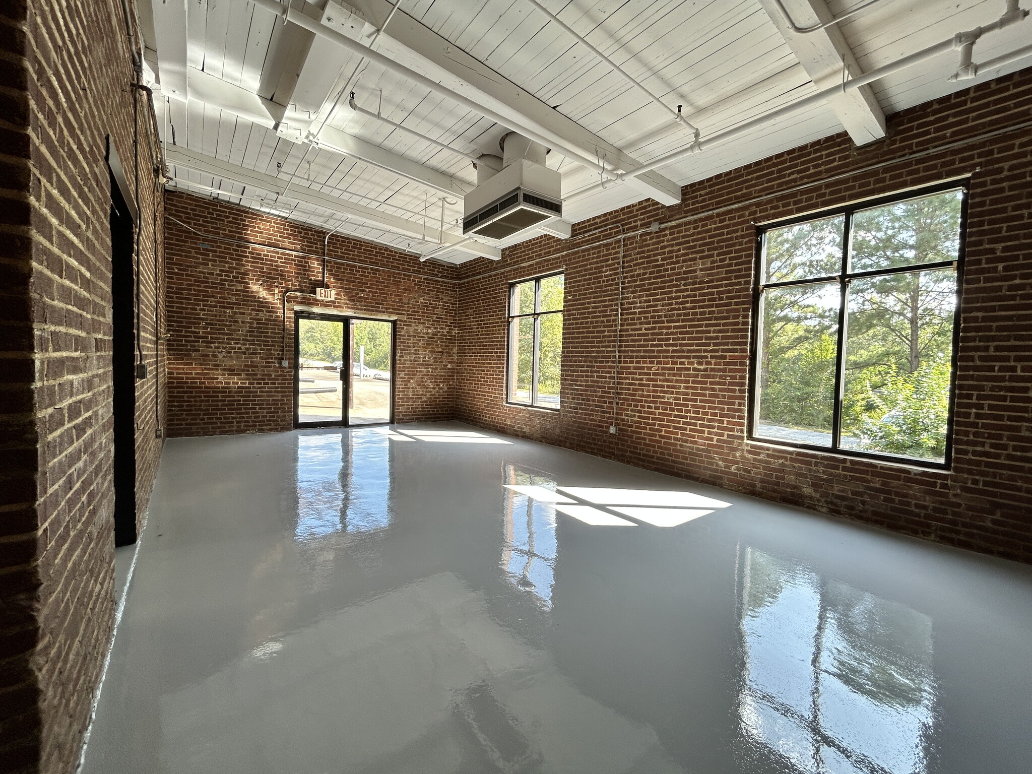 3300 E Ponce de Leon Ave, Scottdale, GA for lease Interior Photo- Image 1 of 3